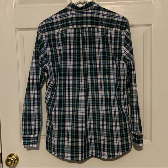 Bundle of 2 Men’s Button Down Collared Shirts Size Medium - Picture 10 of 10